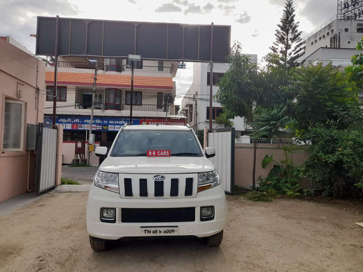 Mahindra TUV 300